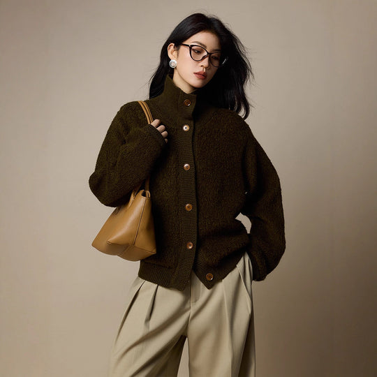 Damen-Strickjacke aus Wolle, hochgeschlossen