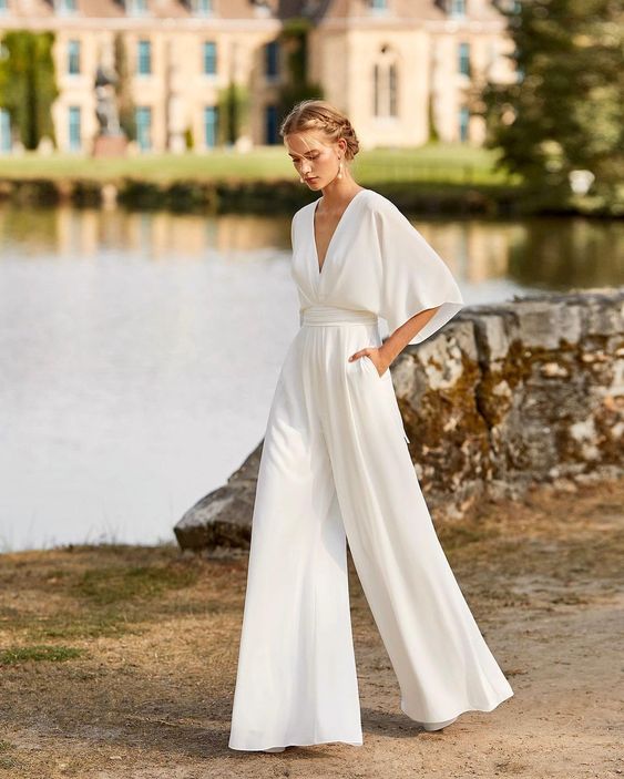 Nord Taschen Damen Jumpsuit mit V-Ausschnitt und weitem Bein