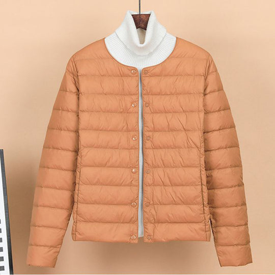 Leichte, kurze Daunenjacke als Unterzieher