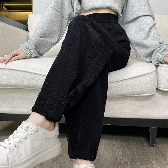 Gefütterte Damen-Sporthose aus Kord