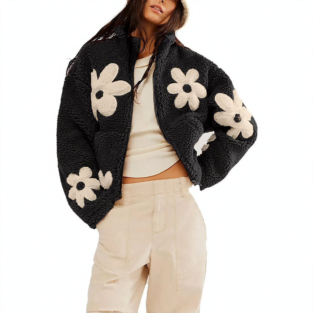 Lammfell-Imitat Strickjacke mit Blumenstickerei