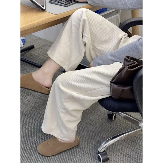 Gefütterte Kord-Freizeithose für Damen, Karottenschnitt