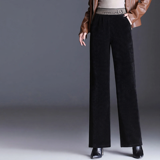 Gefütterte Damen-Cordhose mit hohem Bund