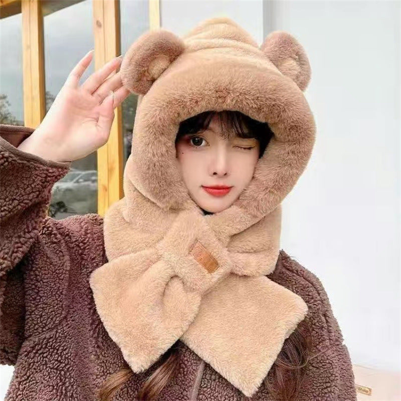 Flauschiges Winter-Set mit Ohrenschutz