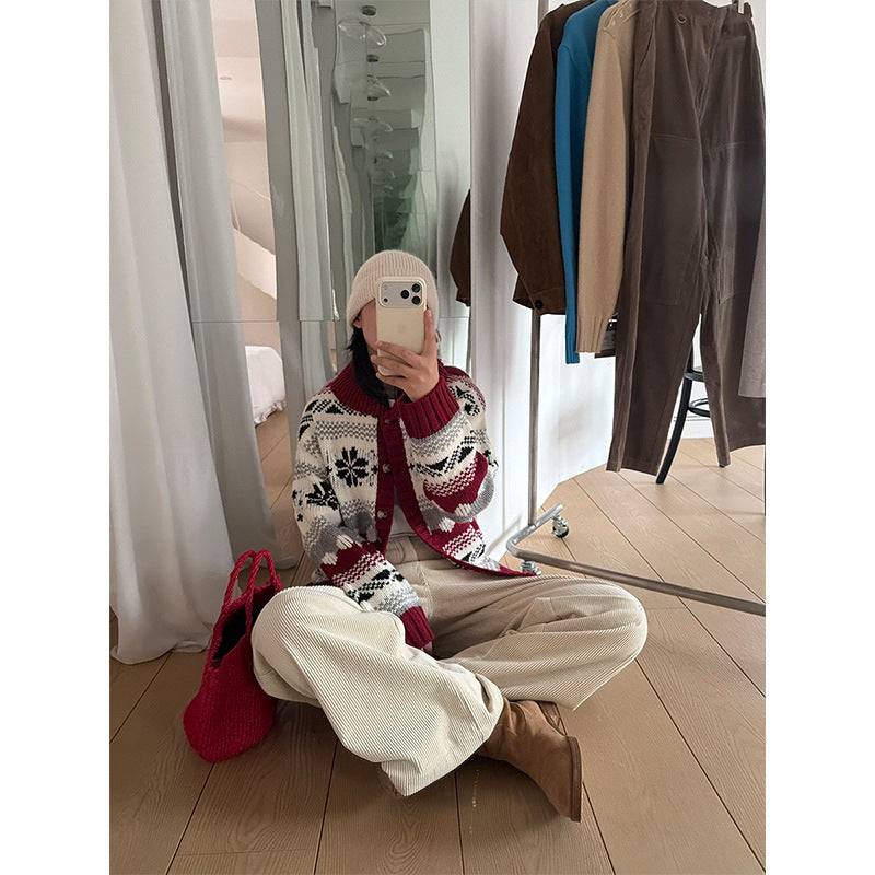 Cordhose mit hohem Bund und weitem Bein