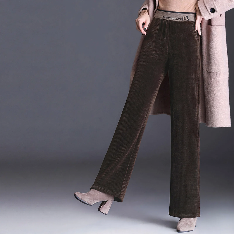 Gefütterte Damen-Cordhose mit hohem Bund
