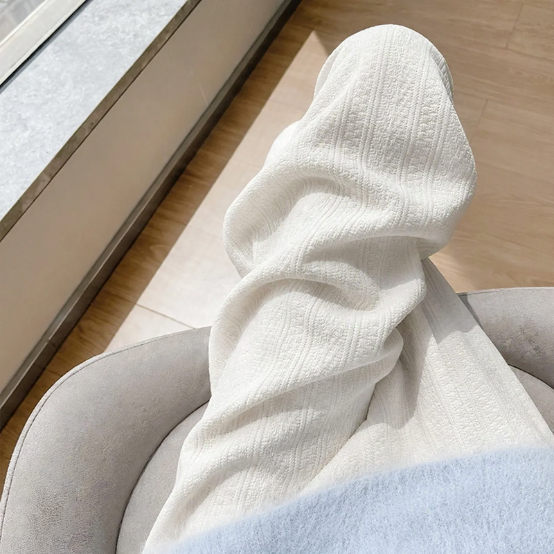 Damen-Cordhose, gefüttert, weit geschnitten