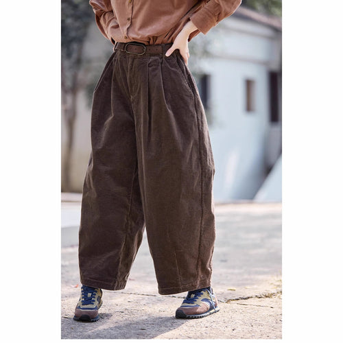 Kord-Karottenhose in Kastanienbraun