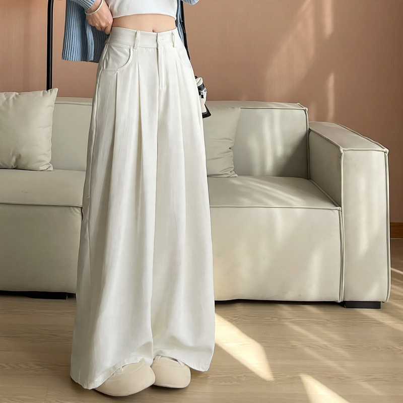 Gefütterte Damen-Cordhose in gerader Passform