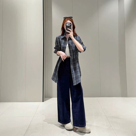 Damen-Cordhose mit hohem Bund und weitem Bein