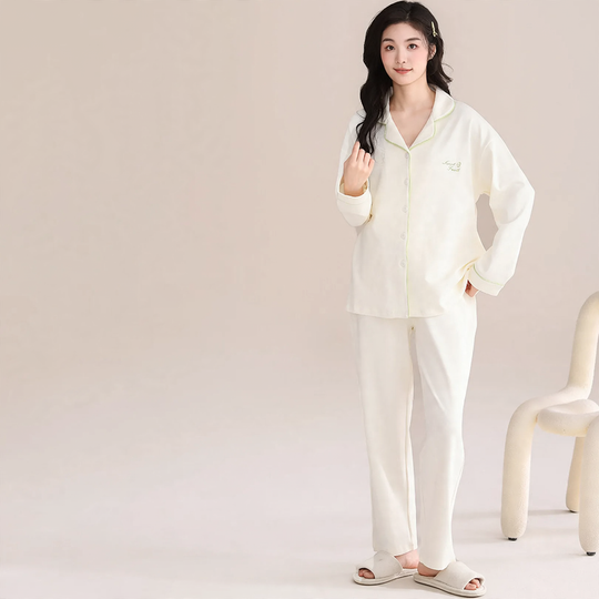 Damen-Pyjama-Set aus Baumwolle mit integrierten Pads