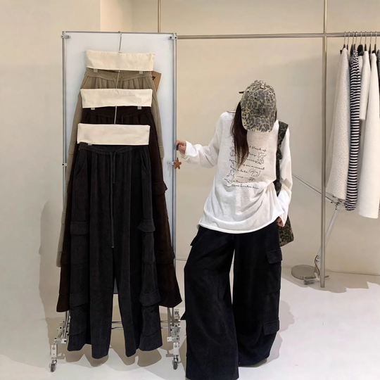 Damen-Freizeithose aus Cord, weit geschnitten