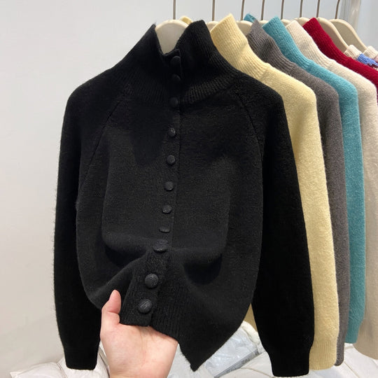 Damen-Strickjacke mit Stehkragen und Knopfleiste