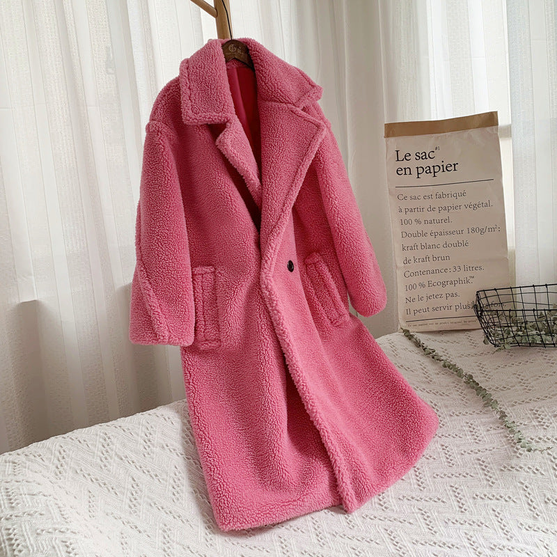 Langer Mantel aus Lammwolle und Korallenfleece
