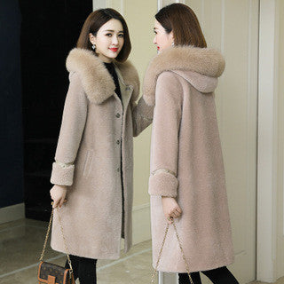 Lammfell-Mantel mit Fuchsfellkragen für Damen