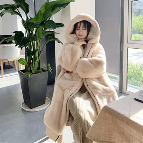 Langer Damen-Kunstpelzmantel mit Kapuze