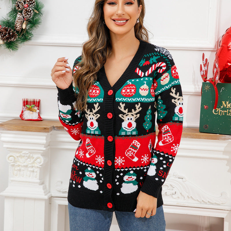 Weihnachtspullover mit verschiedenen Motiven