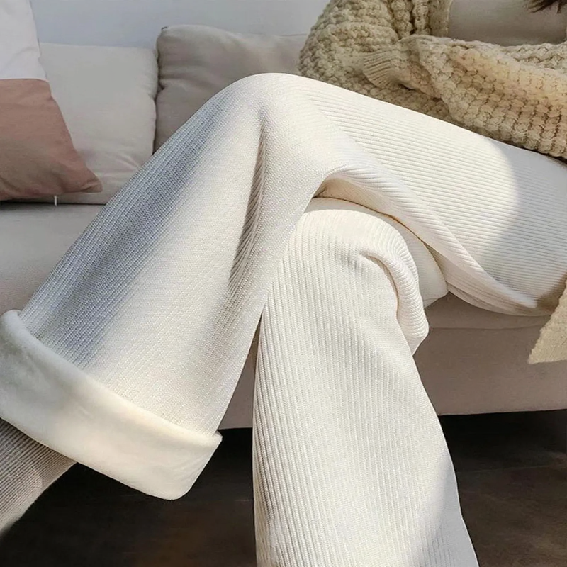 Gerade geschnittene Cordhose für Damen
