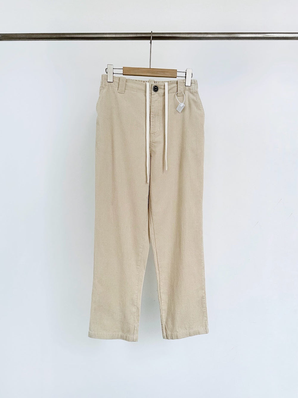 Vintage Cordhose für Damen, schmal geschnitten