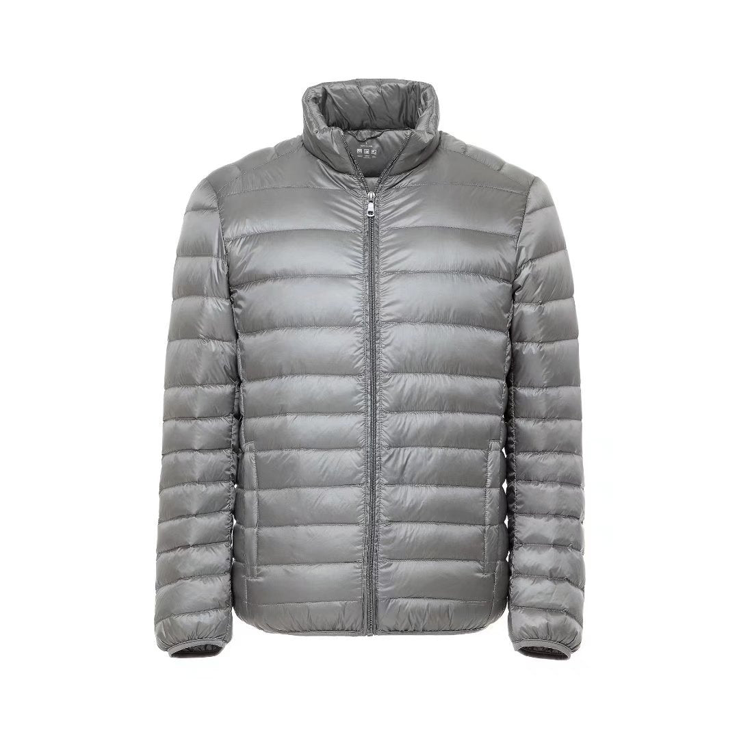 Schlichte Herren-Daunenjacke mit Stehkragen