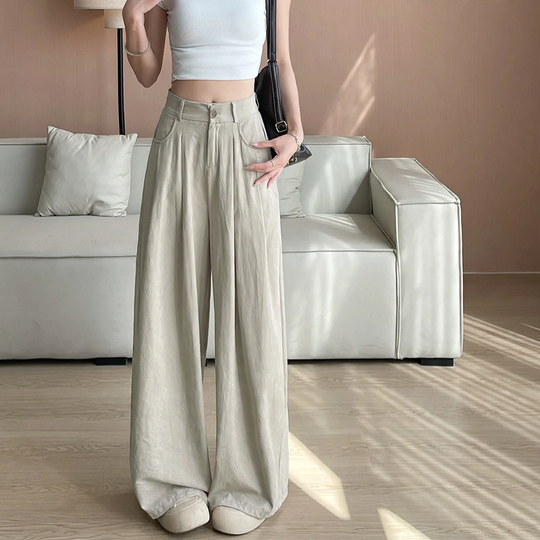 Gefütterte Damen-Cordhose in gerader Passform