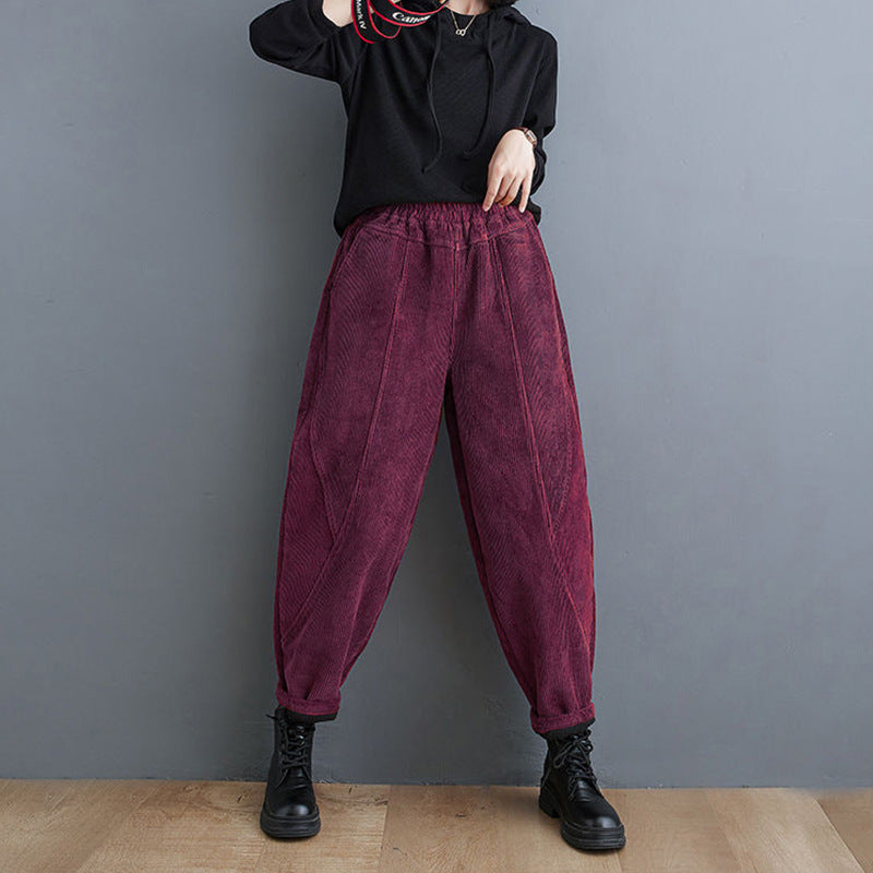 Gefütterte Damen-Cordhose, Karottenform, große Größen