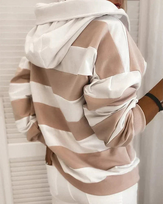 Hoodie Strickdetails Lockere Passform Weiche Materialien