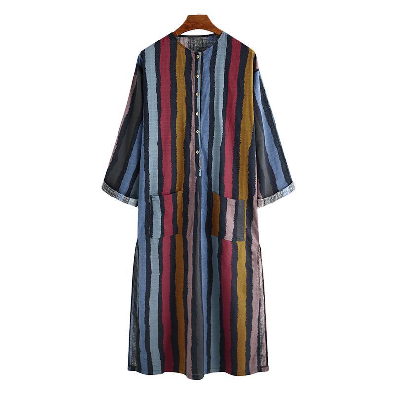 Herren nan bodenlanger gestreifter Leinenmix Kaftan mit Stehkragen und aufgesetzten Hüfttaschen
