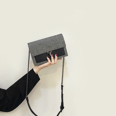 Damen Designer Umhängetasche mit strukturiertem Stoff und elegantem Verschluss Nord Taschen