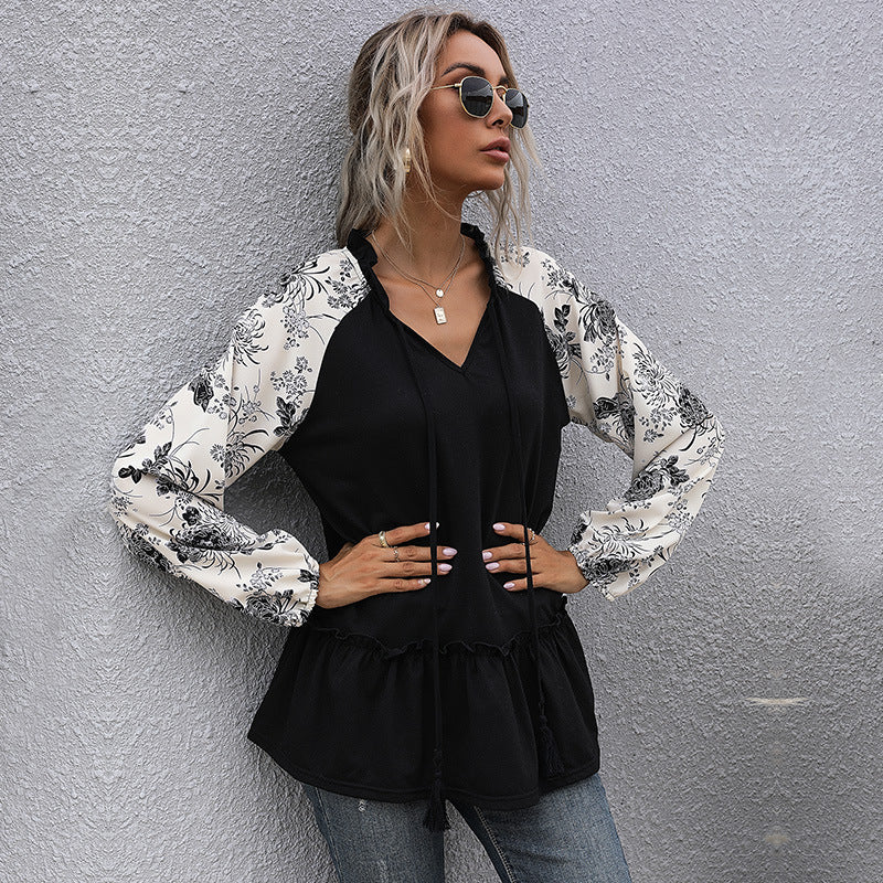 Damen Lässige V‑Ausschnitt Tunika‑Bluse mit Volantsaum, Blumenraglanärmeln und Kordelzug Nord Taschen
