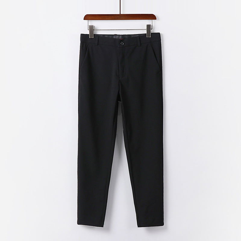 Herren Schmale Chino-Hose aus Stretch-Baumwollmix mit schmalem Bein und Bundfalten Nord Taschen