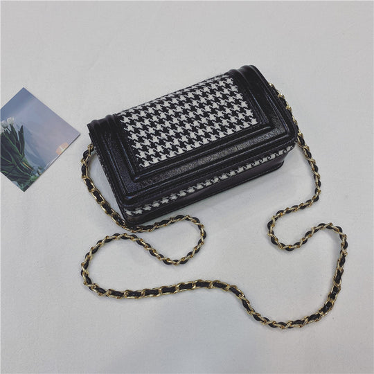 Damen Clutch-Tasche mit schickem Hahnentrittmuster und feinem Kettenriemen Nord Taschen