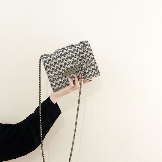 Damen Croco-Optik Clutch-Tasche mit elegantem Kettenriemen Nord Taschen