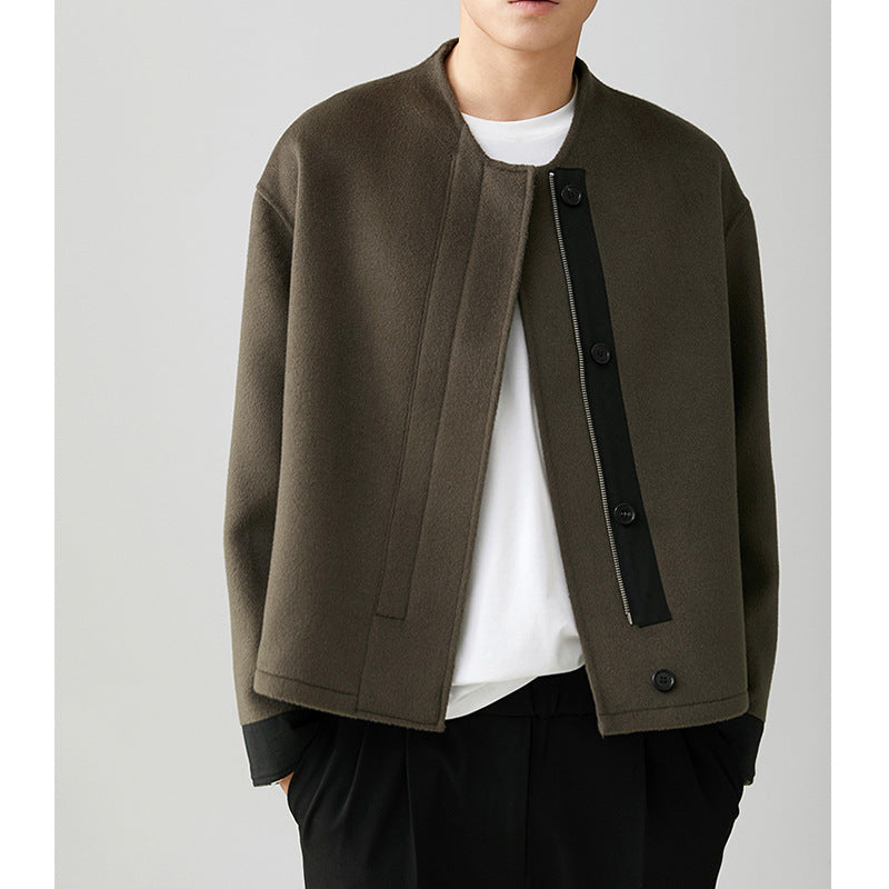 Herren Kurzjacke im Boxy-Schnitt aus Wollmix mit asymmetrischer Reißverschluss- und Knopfblende Nord Taschen