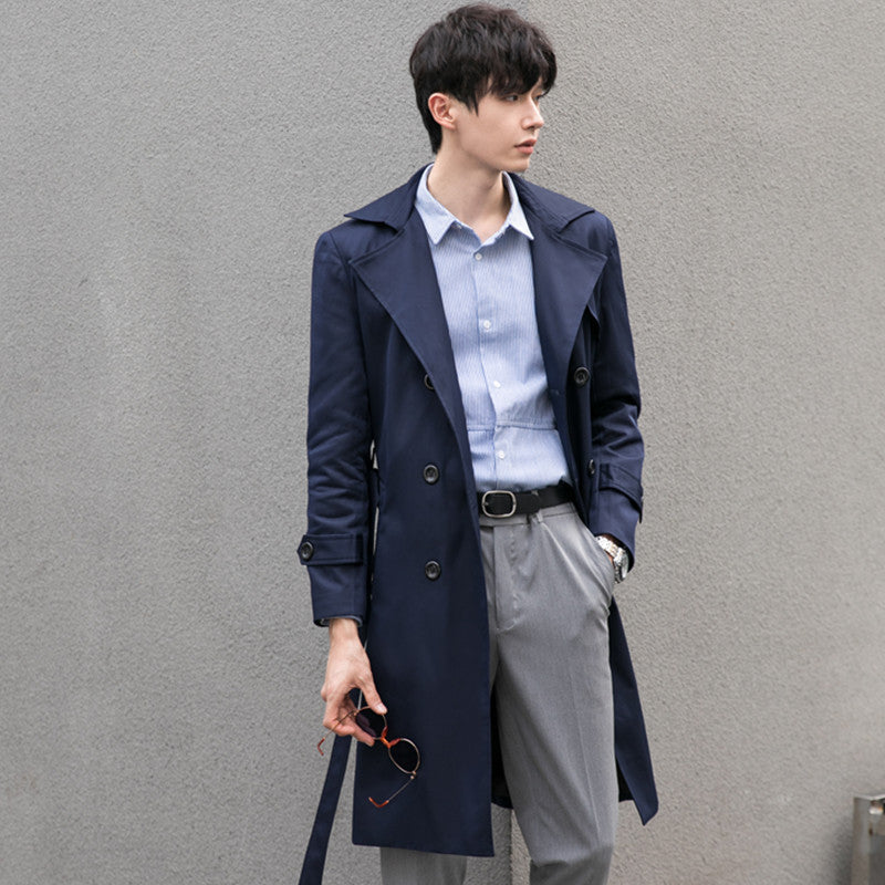 Herren Eleganter taillierter Trenchcoat mit doppelter Knopfleiste und Bindegürtel Nord Taschen