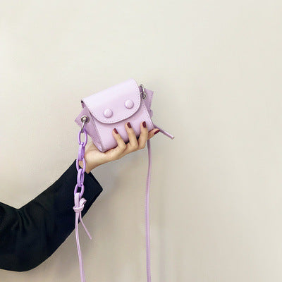 Damen Mini-Handtasche mit verspieltem Kettenzug Nord Taschen