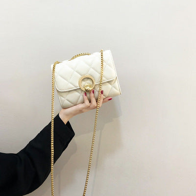 Damen Clutch-Tasche mit auffälligem Kettenverschluss Nord Taschen