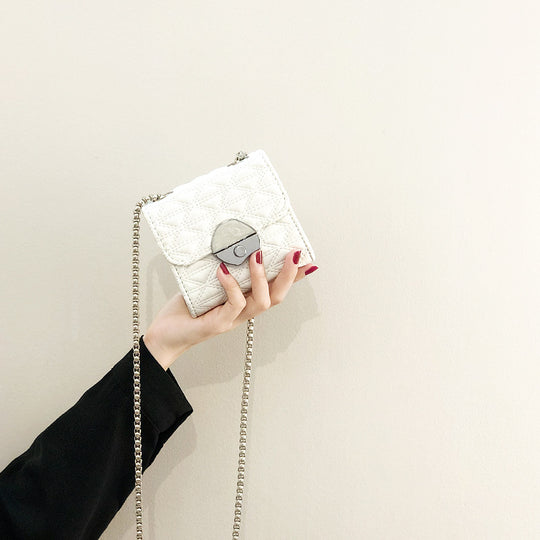 Damen Clutch im klassischen Steppmuster Nord Taschen