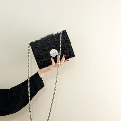 Damen Clutch im klassischen Steppmuster Nord Taschen