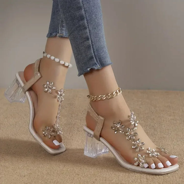 Orthopädischer Schuh mit Absatz