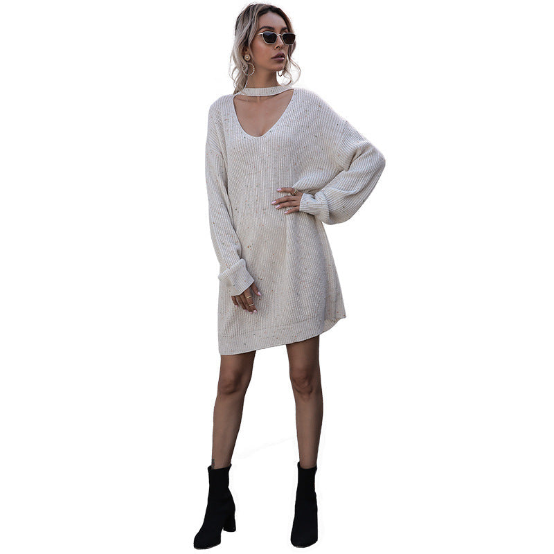 Damen Gestricktes Mini-Strickkleid mit V‑Ausschnitt, Choker‑Detail und Ballonärmeln Nord Taschen