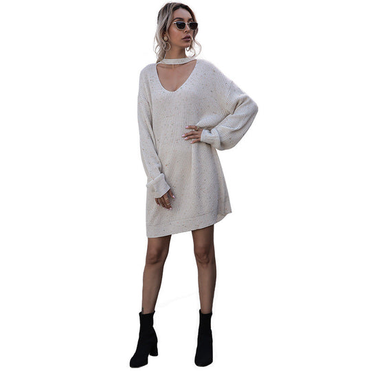 Damen Gestricktes Mini-Strickkleid mit V‑Ausschnitt, Choker‑Detail und Ballonärmeln Nord Taschen