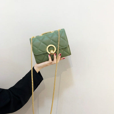 Damen Clutch-Tasche mit auffälligem Kettenverschluss Nord Taschen