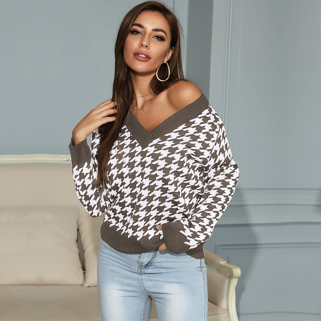 Damen Grobgestrickter Hahnentritt-Pullover mit weitem V‑Ausschnitt und off-shoulder Optik Nord Taschen