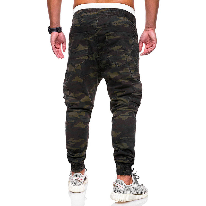 Herren taillierte Cargo-Joggerhose mit elastischem Komfortbund, seitlichen Klappentaschen und schmal zulaufenden Bündchen Nord Taschen