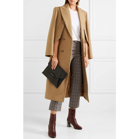Damen Doppelreihiger Wollmantel mit taillierter Silhouette und markantem Reverskragen Nord Taschen