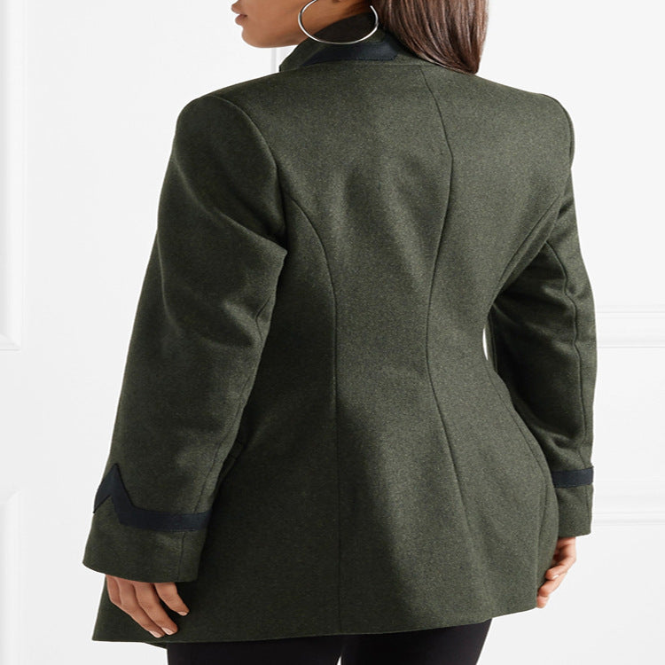 Damen Taillierter Militärmantel im A‑Linien‑Schnitt mit asymmetrischer Knopfreihe Nord Taschen
