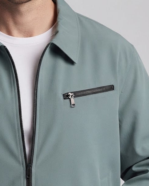 Herren Leichte Oversize-Bomberjacke mit durchgehendem Reißverschluss, elastischen Bündchen & dezenter Brusttasche Nord Taschen