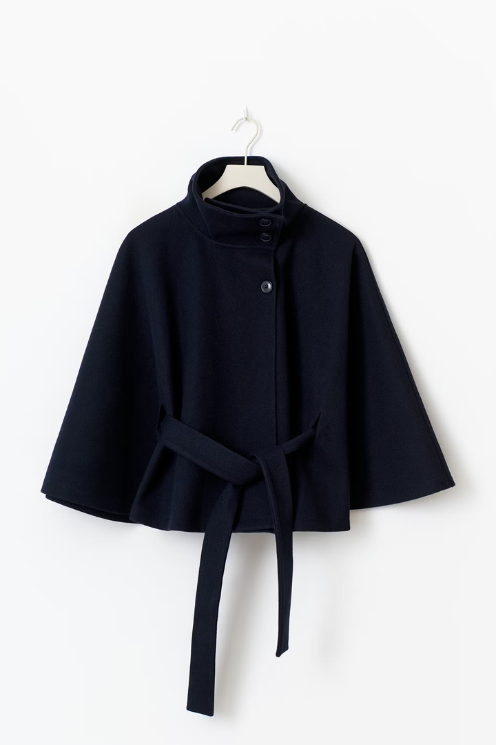 Elegante Damenjacke mit Gürtel