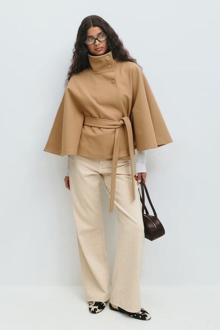 Elegante Damenjacke mit Gürtel